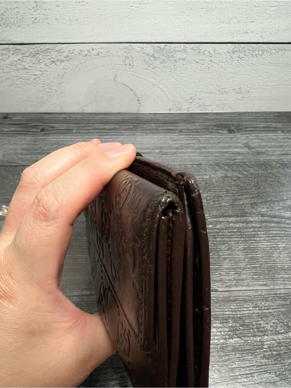 Authentic Gucci Chocolate Brown GUCCISSIMA  Wallet with Heart - Picture 12 of 13